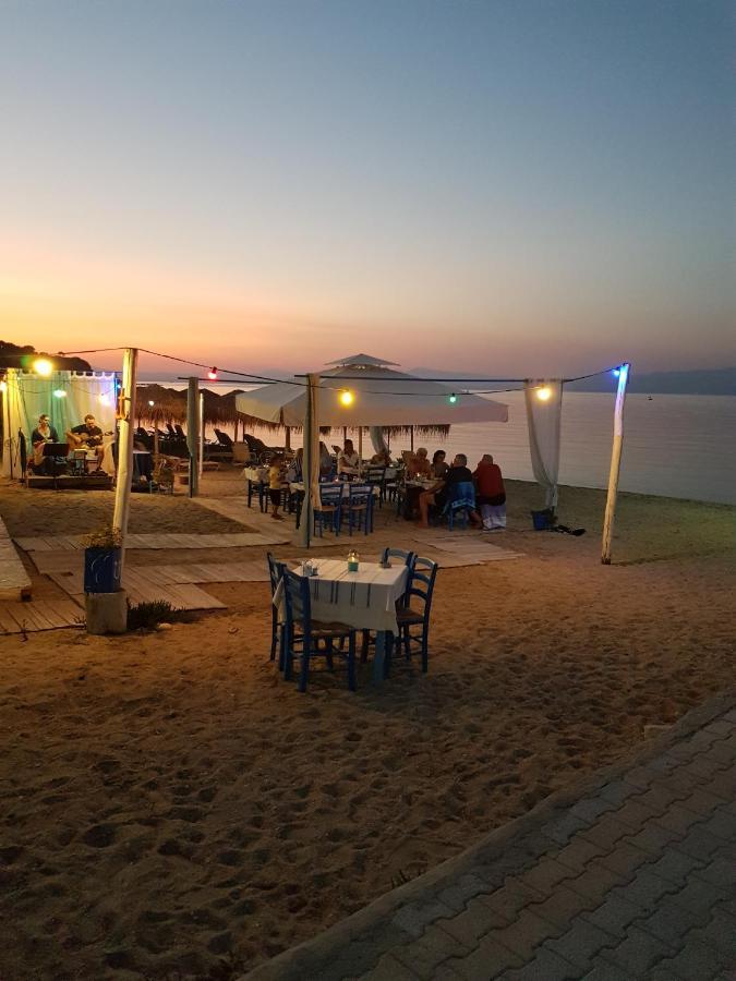 Halkidiki Rooms Néa Fókaia Exteriör bild